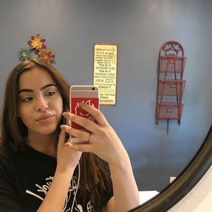 Meet your Posher, Stacey